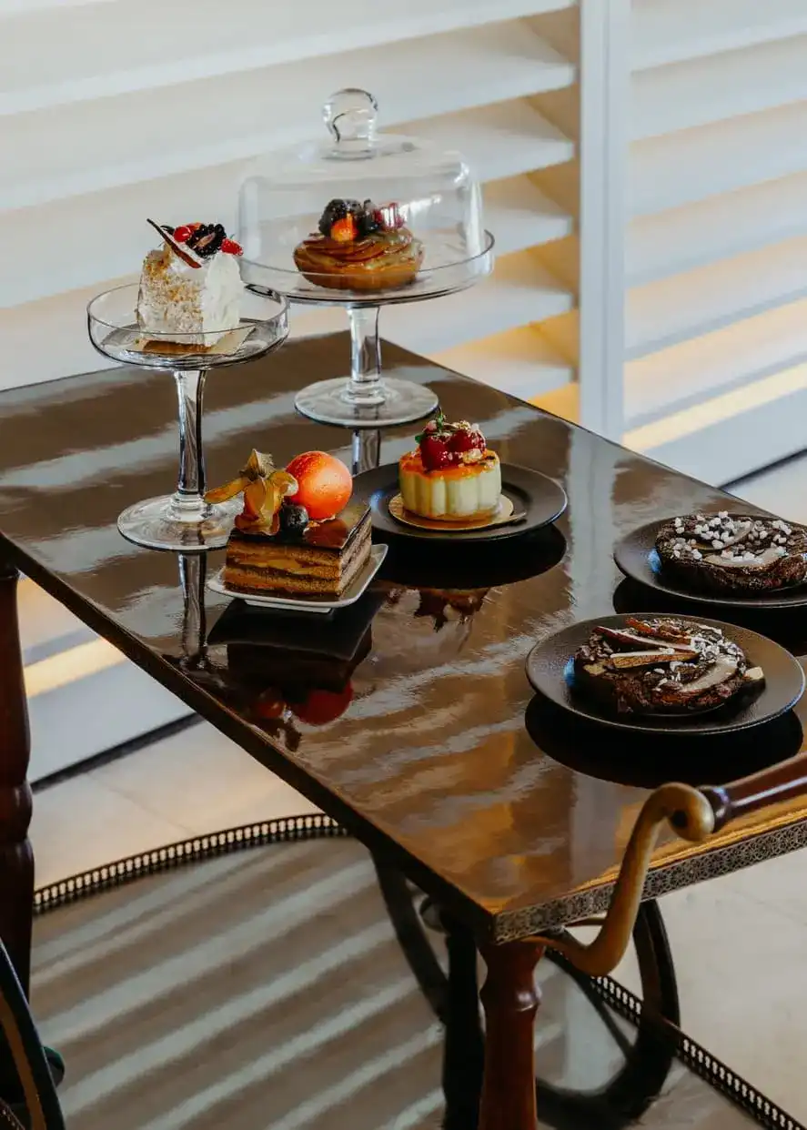   MAISON LUX* – A Chic Café Experience