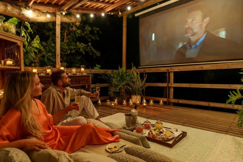 Cinema Paradiso in the Tree House